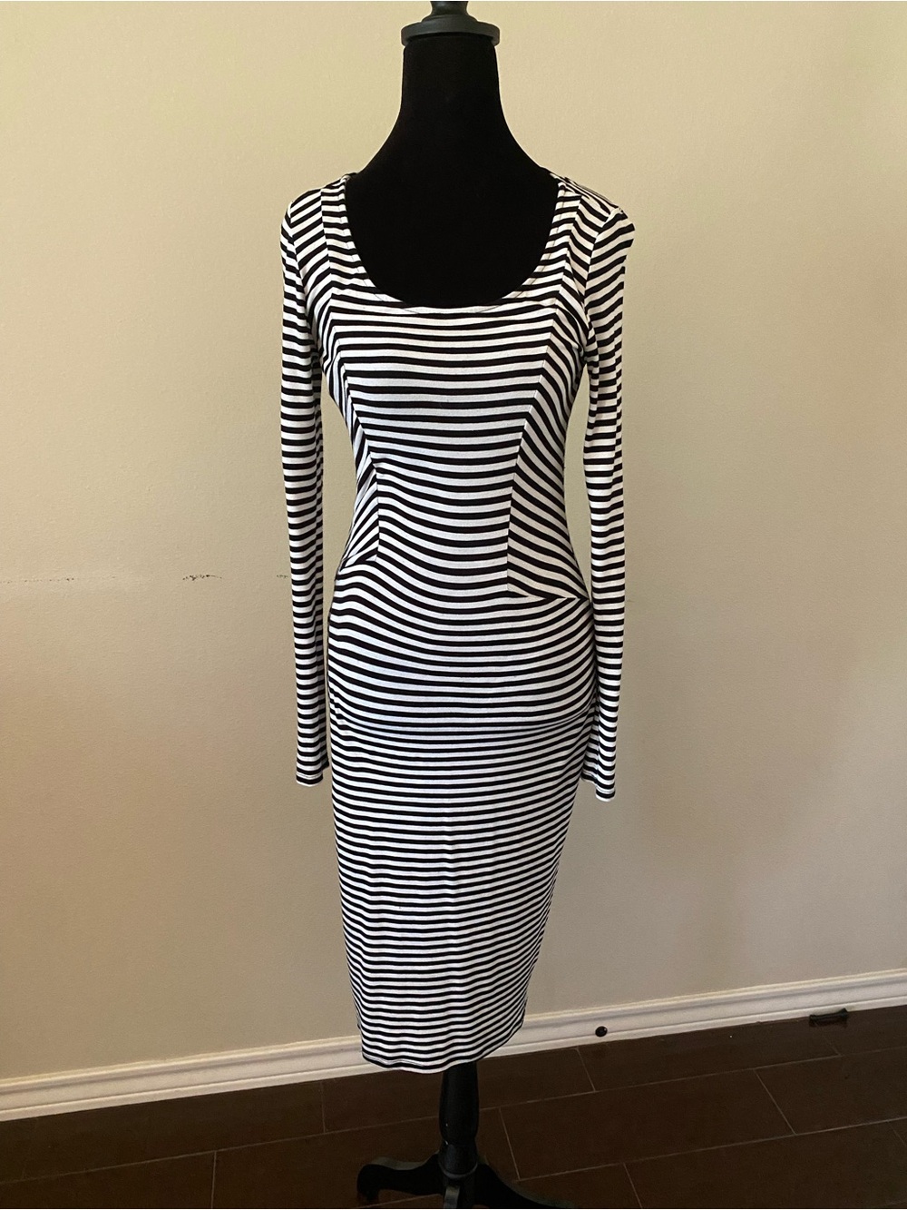 Bar III Black and White Striped Long Sleeve Sheath Dress, Size XS